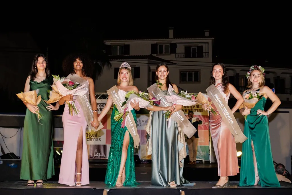 Filipa Henriques é Rainha da Freguesia de Santa Maria, São Pedro e Matacães no Festival das Vindimas 2026