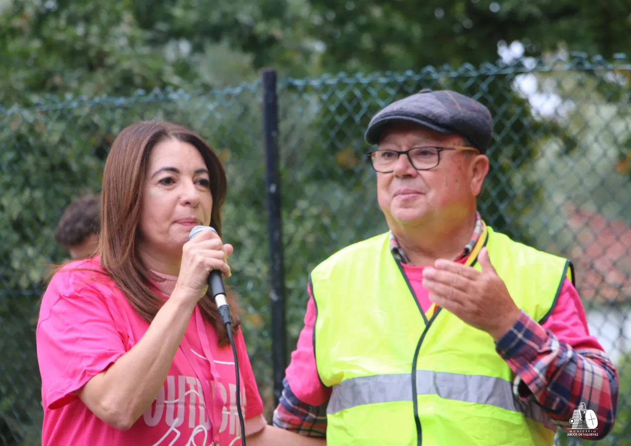 VIII Caminhada Solidária Contra o Cancro da Mama reúne dezenas em Távora